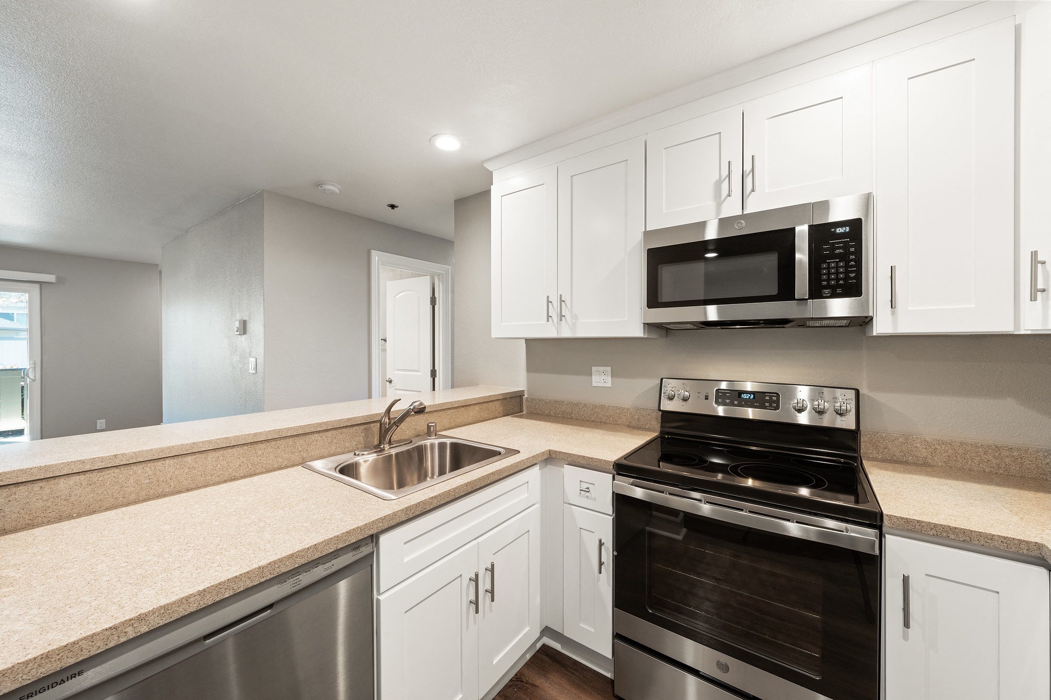 Summerhill Terrace photo 3